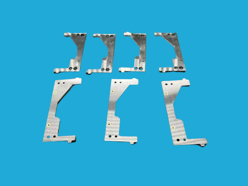 Black zirconia ceramic structural components